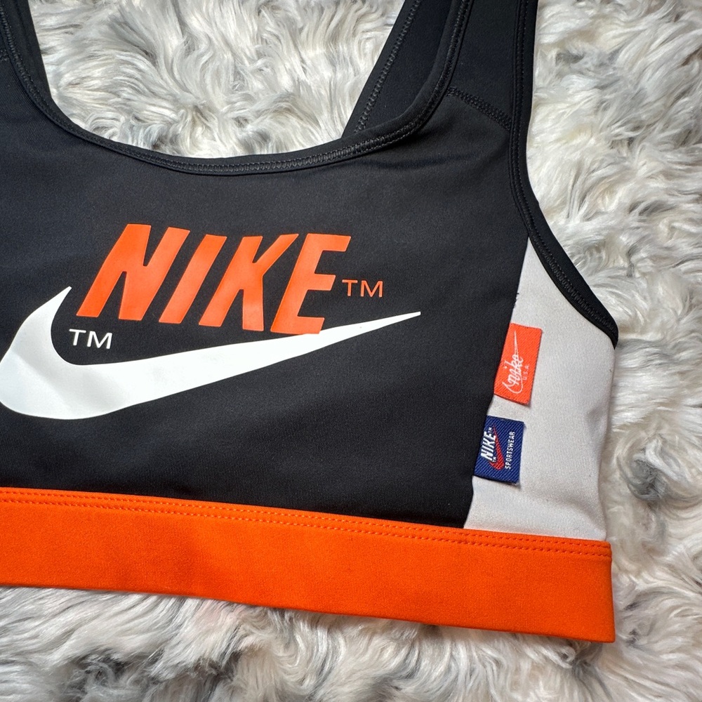 Nike Black Orange White Logo Sports Bra & Matching Shorts Set size XS Small EUC - Picture 2 of 7